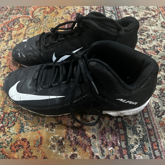 FINAL PRICe Nike Sports Cleats - Picture 2 of 5